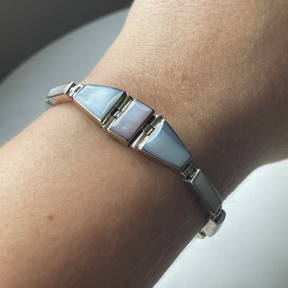 Mexico Silver Bracelet - Picture 4 of 11